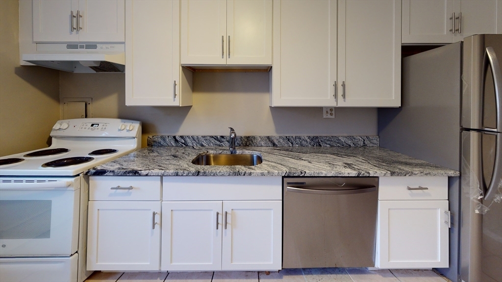 53 Colborne Rd, Unit #1 in Boston, MA - Building Photo