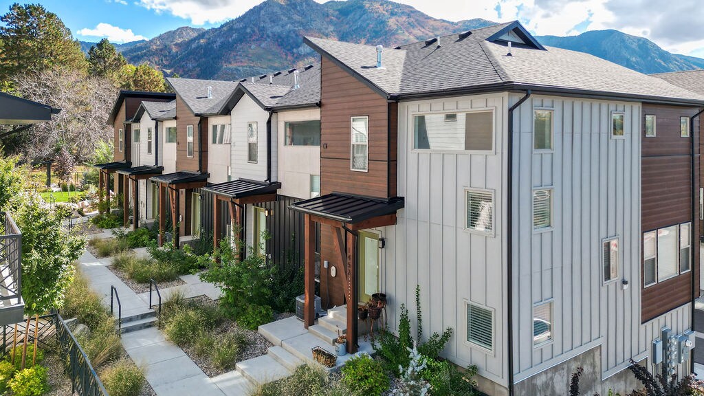 Whisperwood in Ogden, UT - Foto de edificio