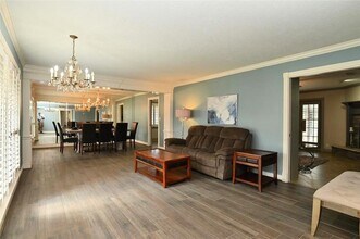 4062 Falkirk Ln in Houston, TX - Building Photo - Building Photo