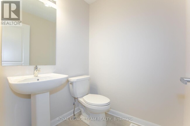 219 INVENTION Blvd in Kanata, ON - Building Photo - Building Photo
