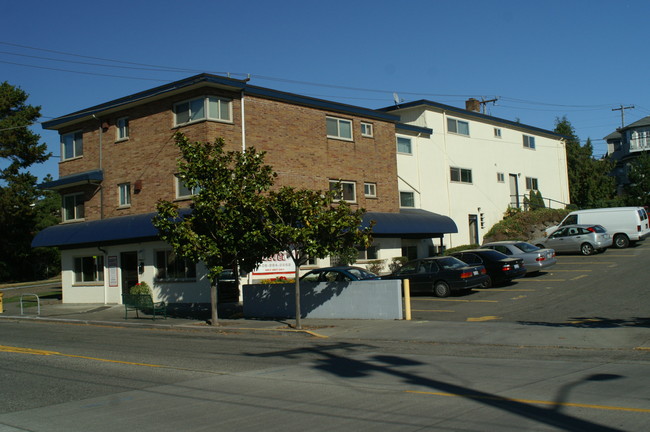 Magnolia Raye in Seattle, WA - Foto de edificio - Building Photo