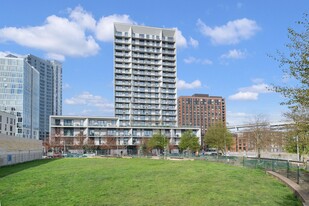1150 NW Quimby St in Portland, OR - Building Photo