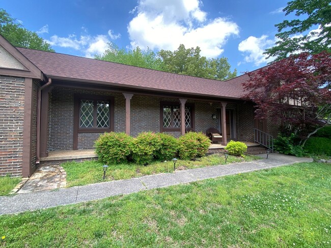 property at 3674 Marlborough Way