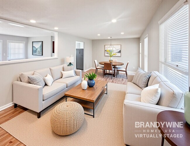 4060 W Stubbs Rd in College Park, GA - Foto de edificio - Building Photo