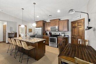 1064 W Willis Wy in Appleton, WI - Building Photo - Building Photo