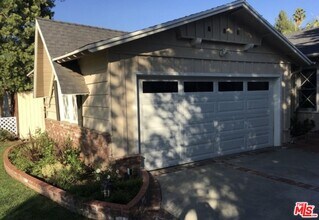 4316 Bellaire Ave in Los Angeles, CA - Building Photo - Building Photo