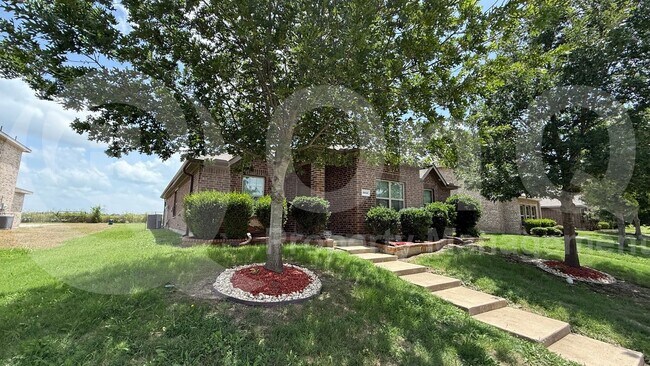 3012 Keri Dr in Lancaster, TX - Building Photo - Building Photo