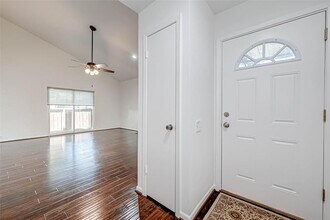 1502 Prairie Grove Dr in Houston, TX - Building Photo - Building Photo