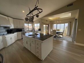 15290 Moonglow Dr in Ramona, CA - Building Photo - Building Photo