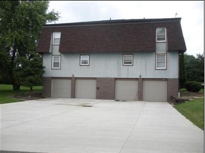 6573-6575 NW Palmer Dr in Canton, OH - Building Photo