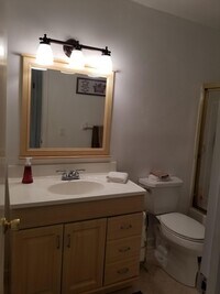 638 Snug Harbor Dr photo'