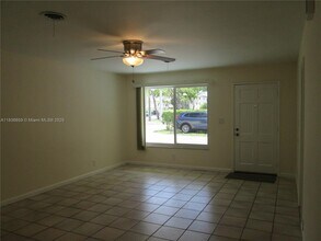 4831 Bayview Dr in Fort Lauderdale, FL - Building Photo - Building Photo