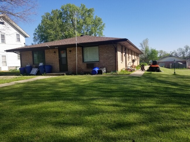 2245 19th Ave in Rockford, IL - Building Photo - Building Photo