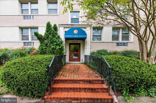 property at 1363 K St SE