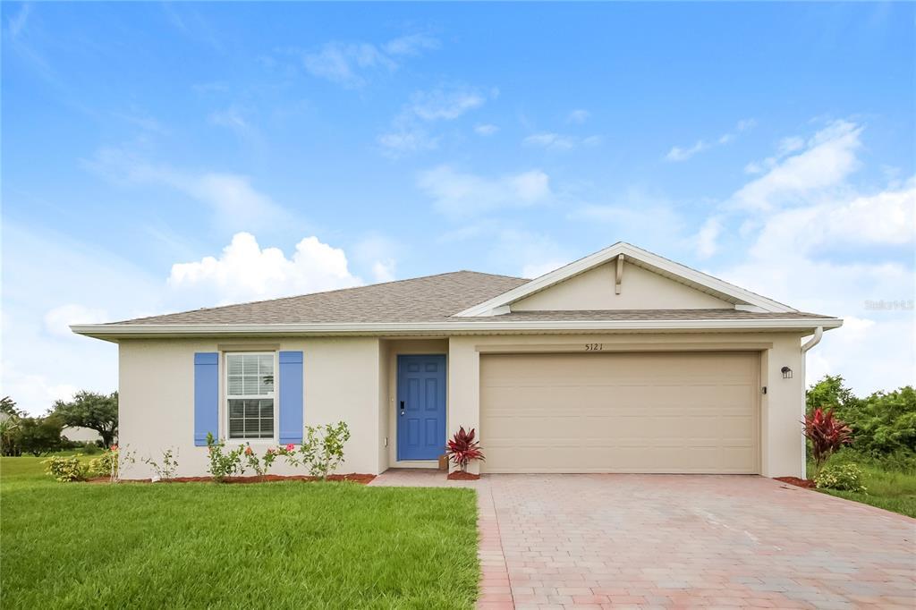 5121 Butte St in Lehigh Acres, FL - Building Photo