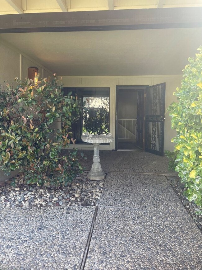 property at 3507 Skyline Blvd