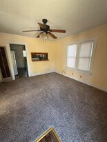 926 Merchant St in Abilene, TX - Building Photo