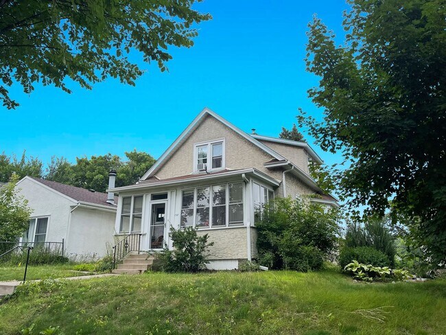 property at 1747 7th St E