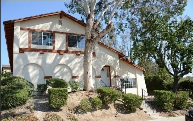 2414 S Ridgewood Dr in West Covina, CA - Building Photo