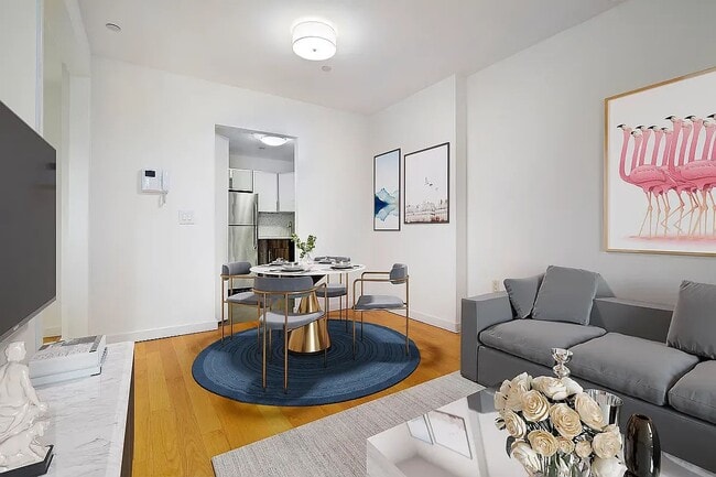 property at 31 W 17th St