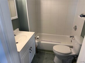 244 Harding St in Syracuse, NY - Building Photo - Building Photo