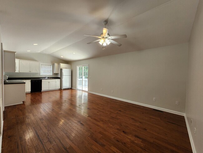 916 Bill Smith Rd in Cookeville, TN - Building Photo - Building Photo