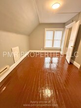 2856 Bristol St in Omaha, NE - Building Photo - Building Photo