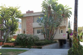 11930 Dorothy St in Los Angeles, CA - Building Photo - Building Photo