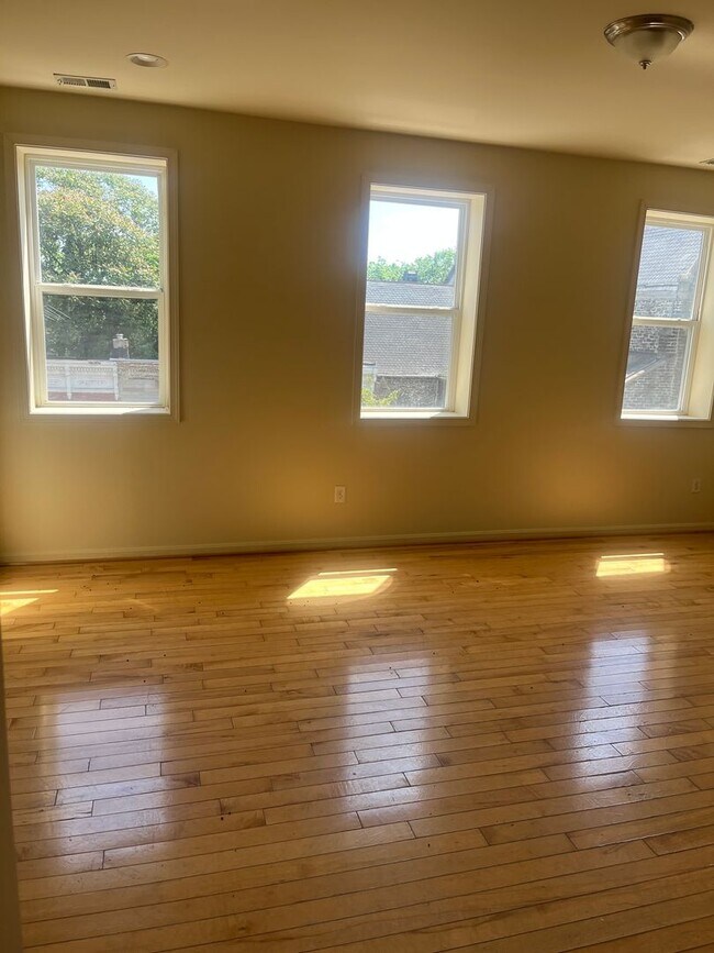 property at 226 N Carey St