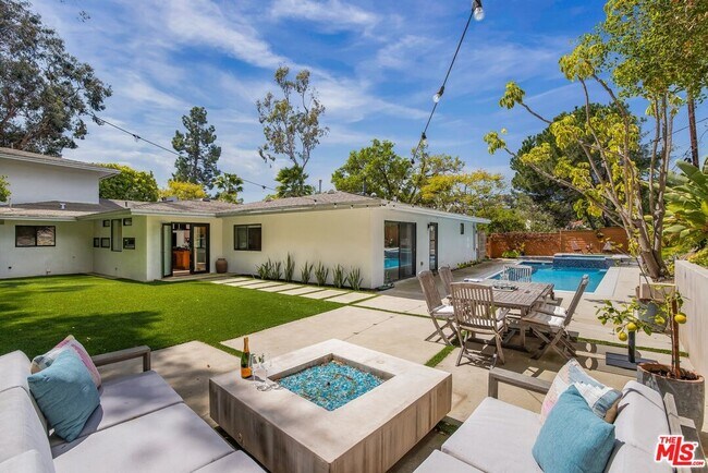 property at 874 N Norman Pl