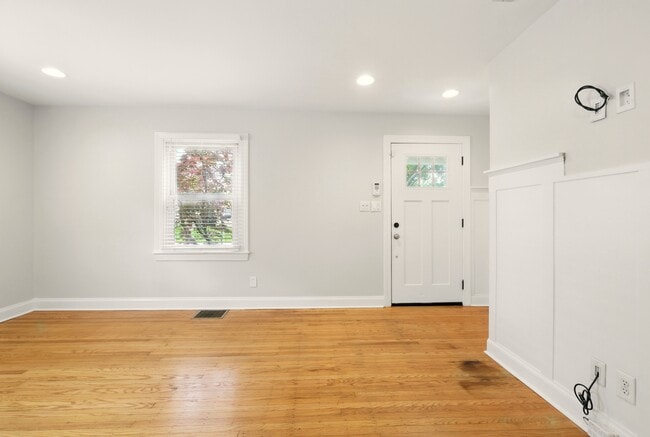 421 Marquette Dr in Louisville, KY - Building Photo - Building Photo