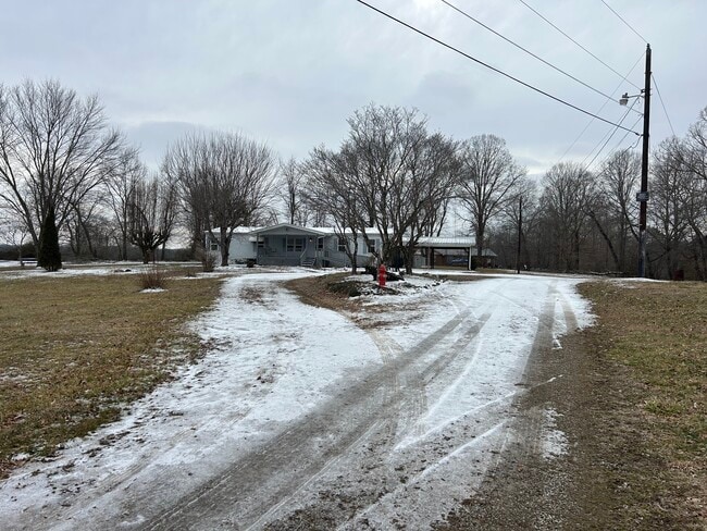 503 Vanzant Rd in Lily, KY - Foto de edificio - Building Photo