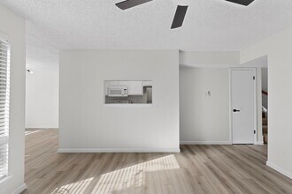 2018 Warnford Pl in Arlington, TX - Building Photo - Building Photo