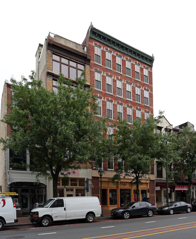 222 Church Street Apartments in Philadelphia, PA - Foto de edificio - Building Photo