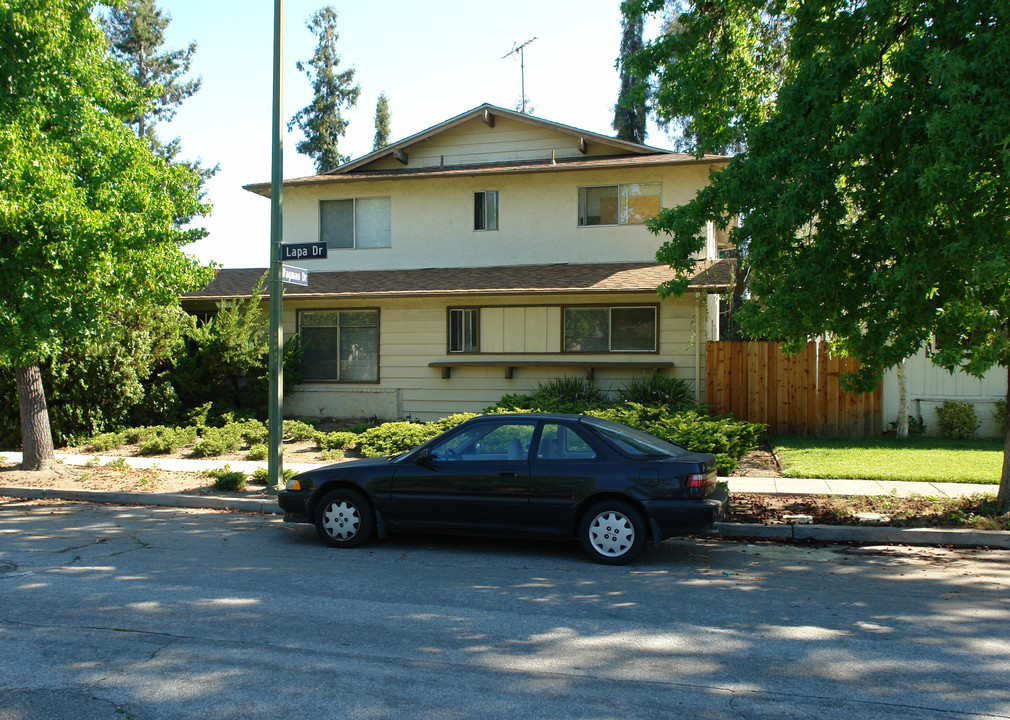 5101 Lapa Drive in San Jose, CA - Foto de edificio