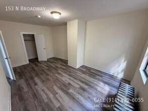 153 N Broadway in Yonkers, NY - Building Photo - Building Photo