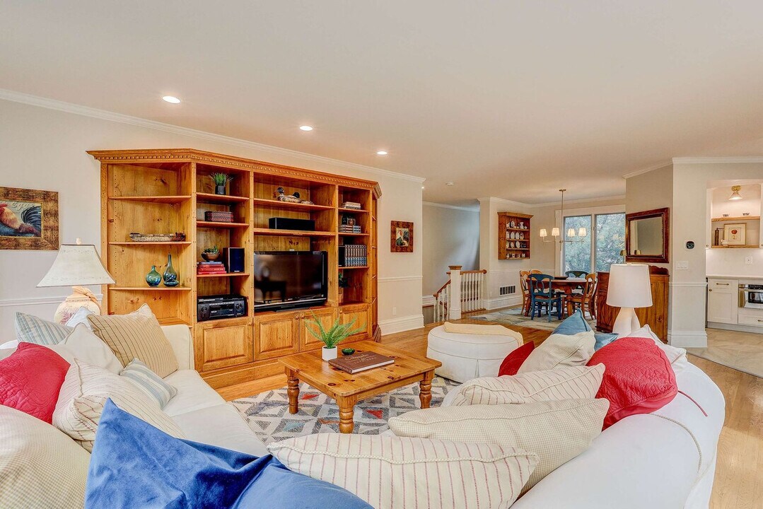 2105 S Fillmore St in Denver, CO - Building Photo