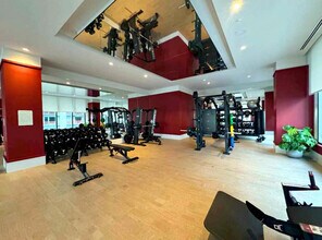 11 NE 6th St in Miami, FL - Building Photo - Building Photo