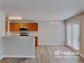 130 Ivy Hill Ln in Goodlettsville, TN - Foto de edificio - Building Photo