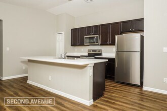 105 Sherbourne St in Port Charlotte, FL - Foto de edificio - Building Photo