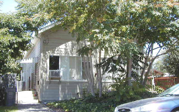 111 10th St in Santa Rosa, CA - Foto de edificio - Building Photo