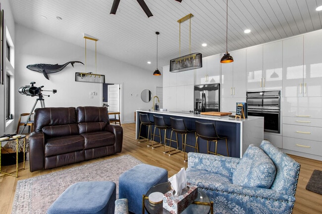 54 Old Flatrock Rd, Unit SI FL2-ID1438838P in Flatrock, NL - Building Photo - Building Photo