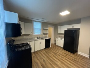 625 W Lynn St-Unit -625 A W Lynn in Springfield, MO - Building Photo - Building Photo