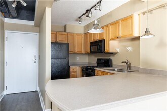 2479 Peachtree Rd NE in Atlanta, GA - Building Photo - Building Photo