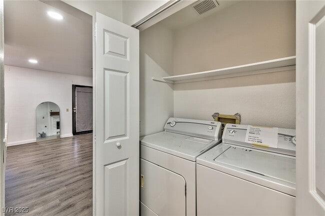 4150 Sanderling Cir