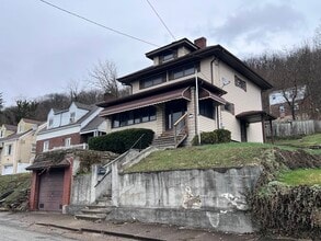 304 Marie St in Glassport, PA - Foto de edificio - Building Photo