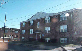 3400 Arthur St Apartments