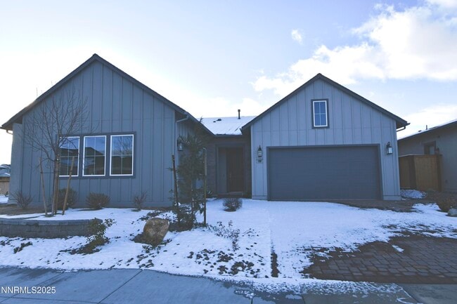 7587 Calypso Dr in Sparks, NV - Building Photo - Building Photo