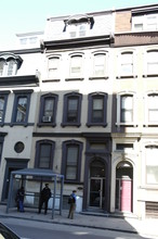 2213 Walnut St in Philadelphia, PA - Building Photo - Building Photo