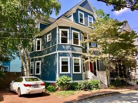 11 Traymore St in Cambridge, MA - Building Photo